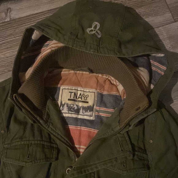 TNA jacket with hood - Picture 2 of 5
